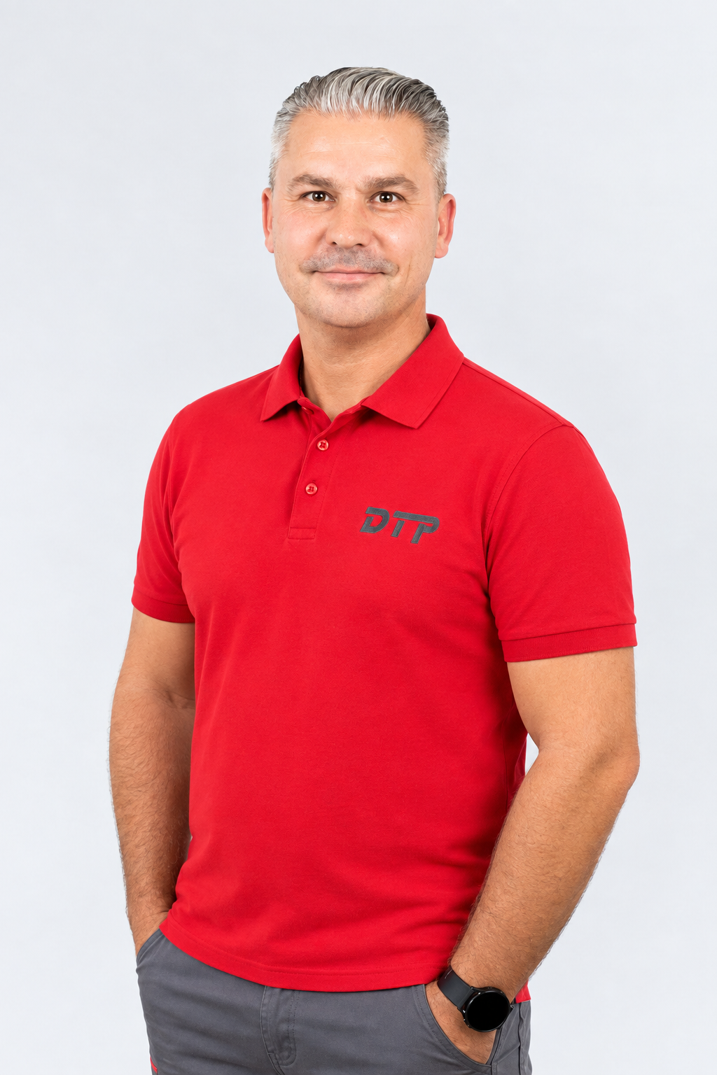 https://www.dtp-montage.com/wp-content/uploads/2026/09/SIMON-BRLEK-DTP.png